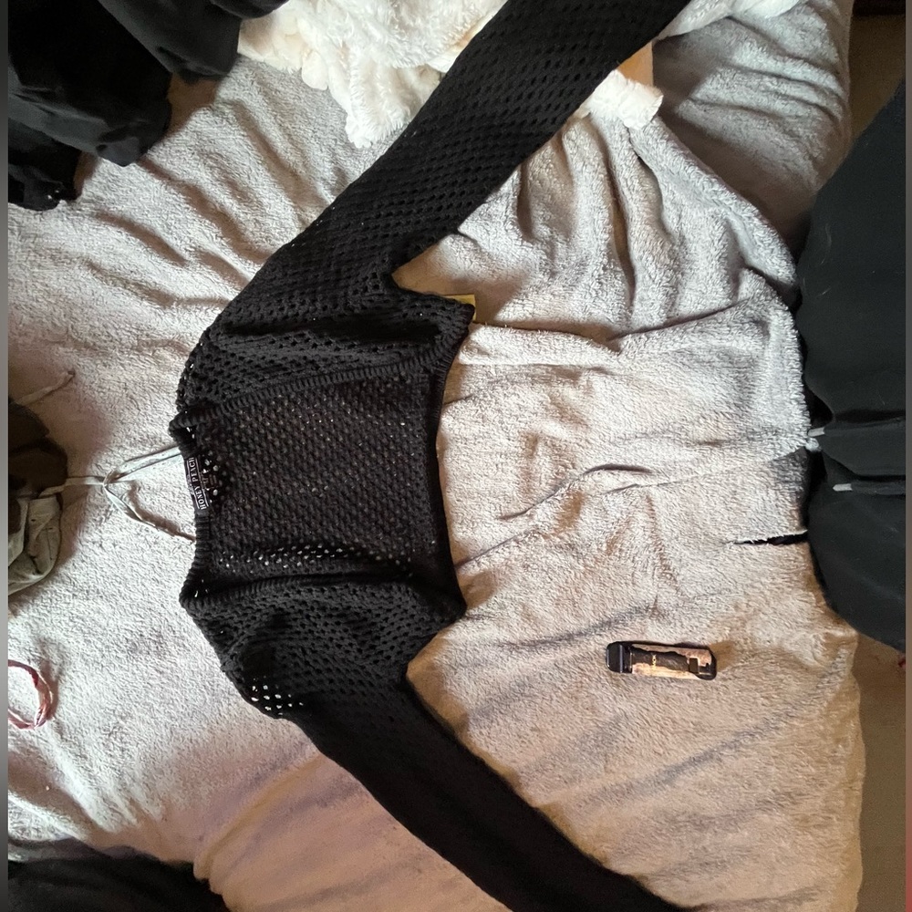 I’m selling a coverup for girls.